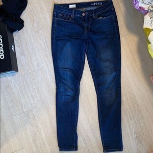 Dark rip-free work appropriate Gap Jeans
